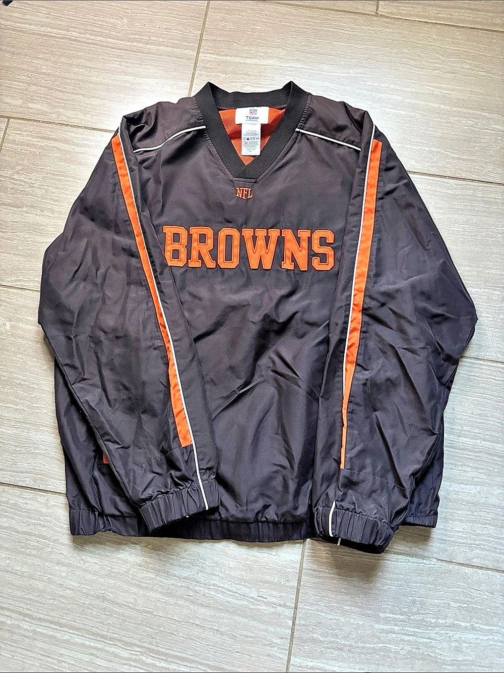 NFL Cleveland Browns Team Apparel jacket Color Block Jacket Size Medium Like New